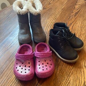 Toddler girl winter shoe bundle crocs boots size 9